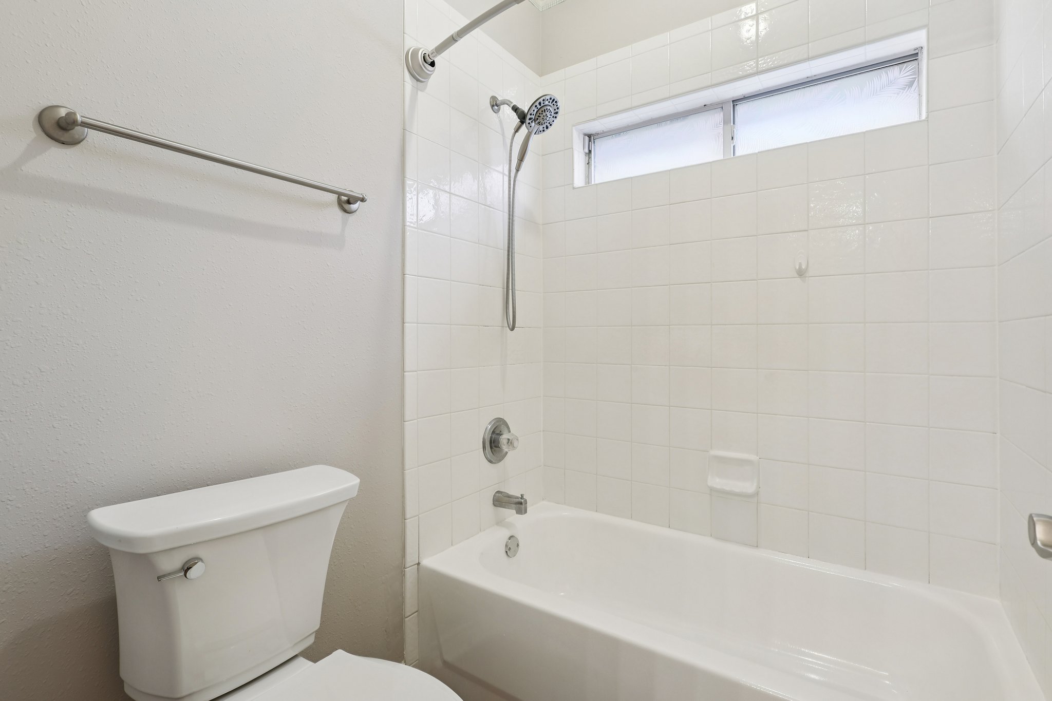 Pine Flats Dr-S2409-023.jpg