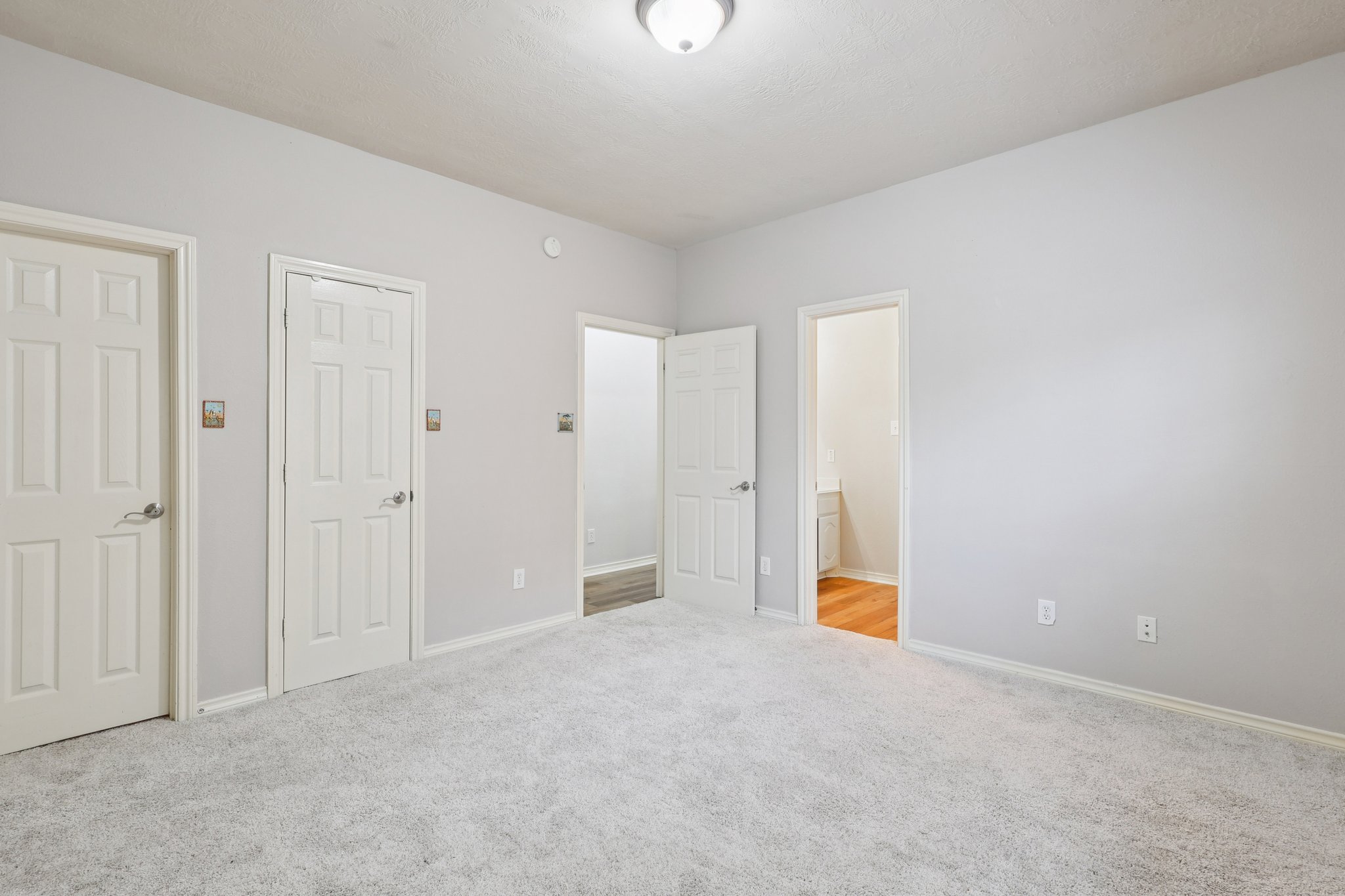 Pine Flats Dr-S2409-025.jpg