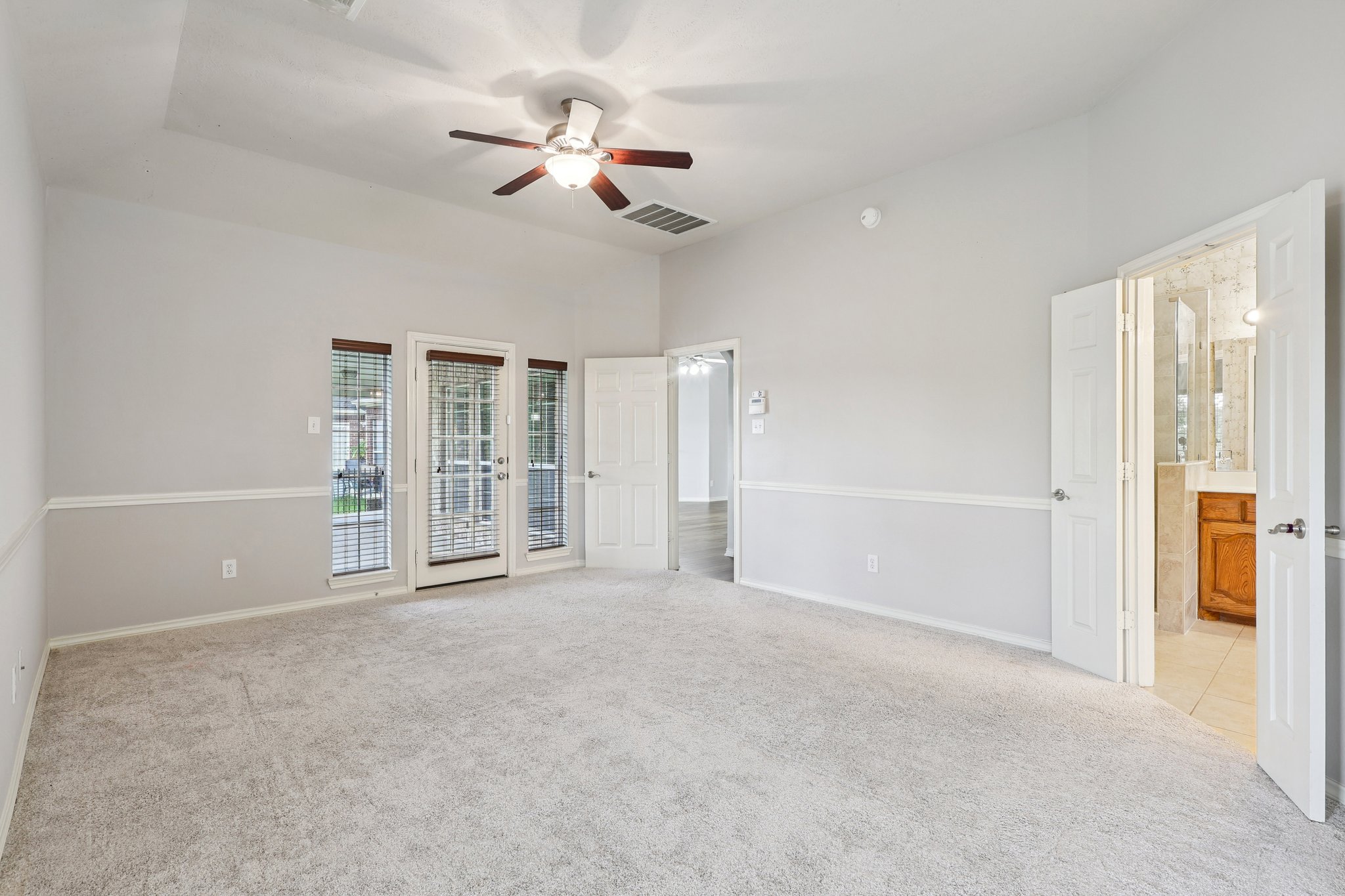 Pine Flats Dr-S2409-028.jpg