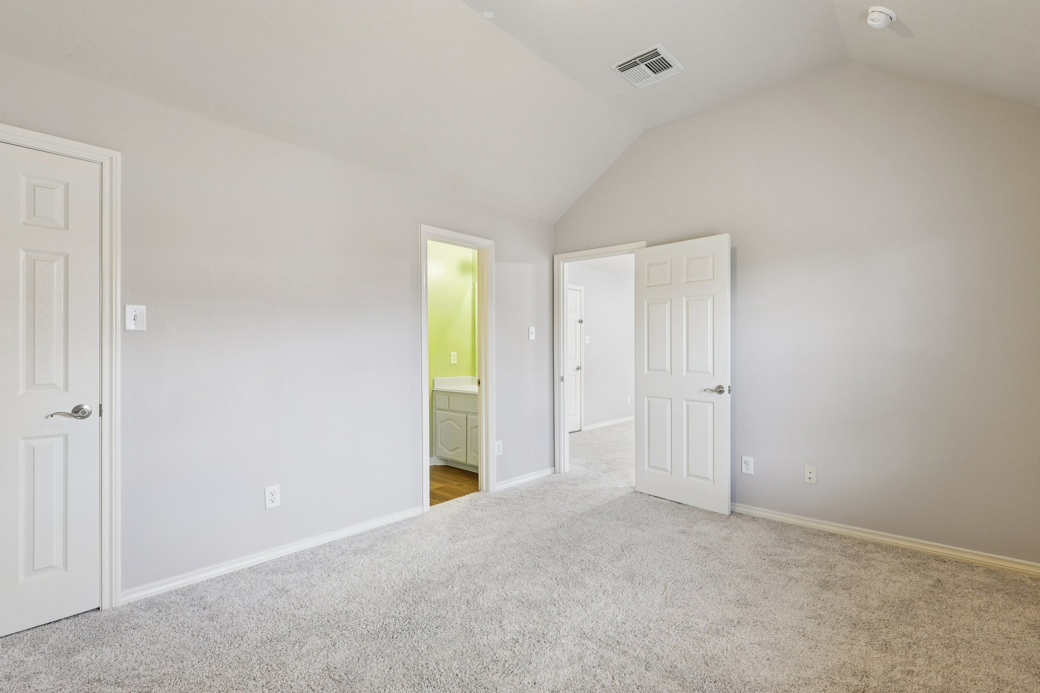 Pine Flats Dr-S2409-035.jpg