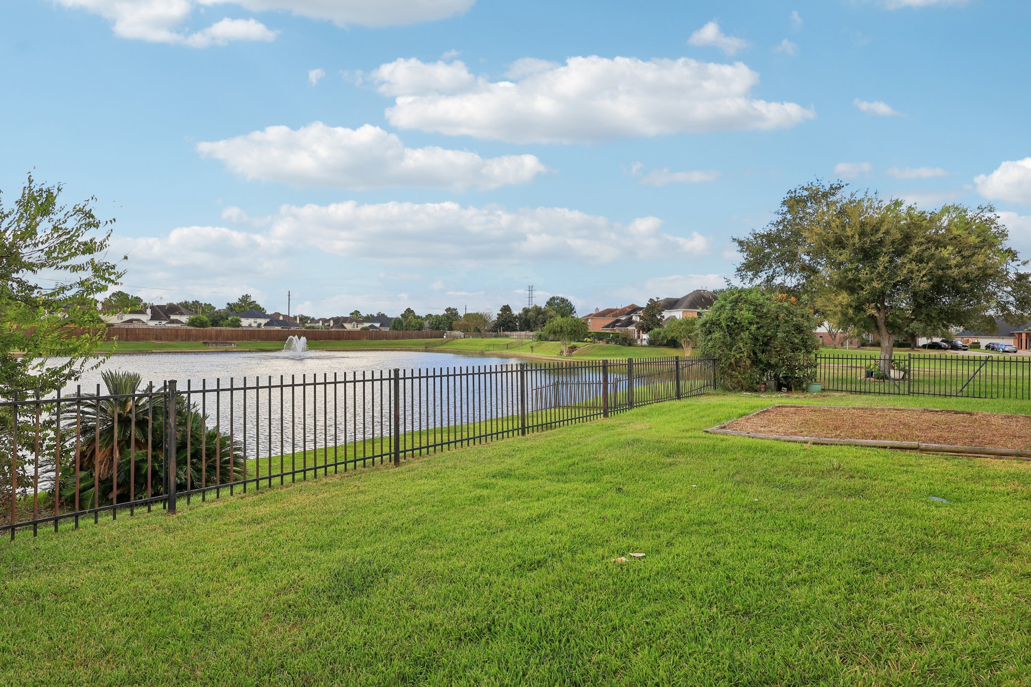 Pine Flats Dr-S2409-040.jpg