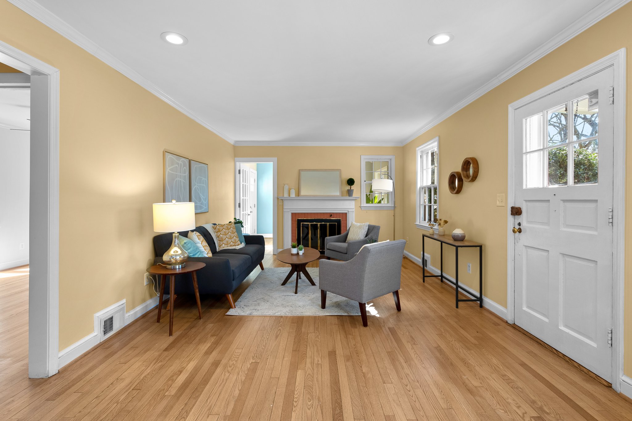 06. 10207 Cherry Tree Ln.jpg