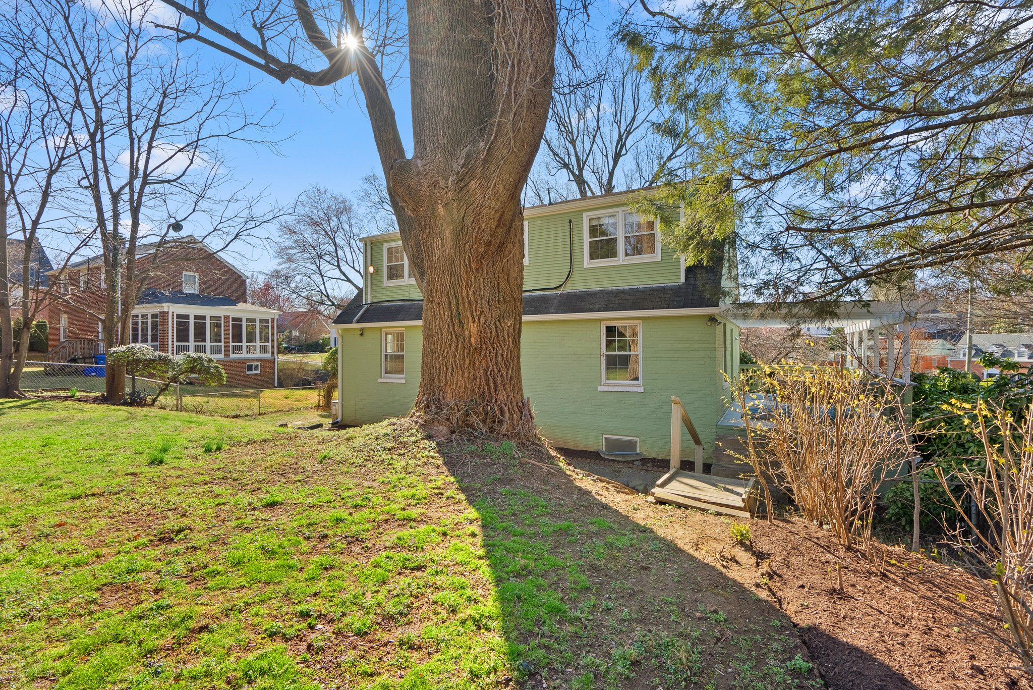 50. 10207 Cherry Tree Ln.jpg