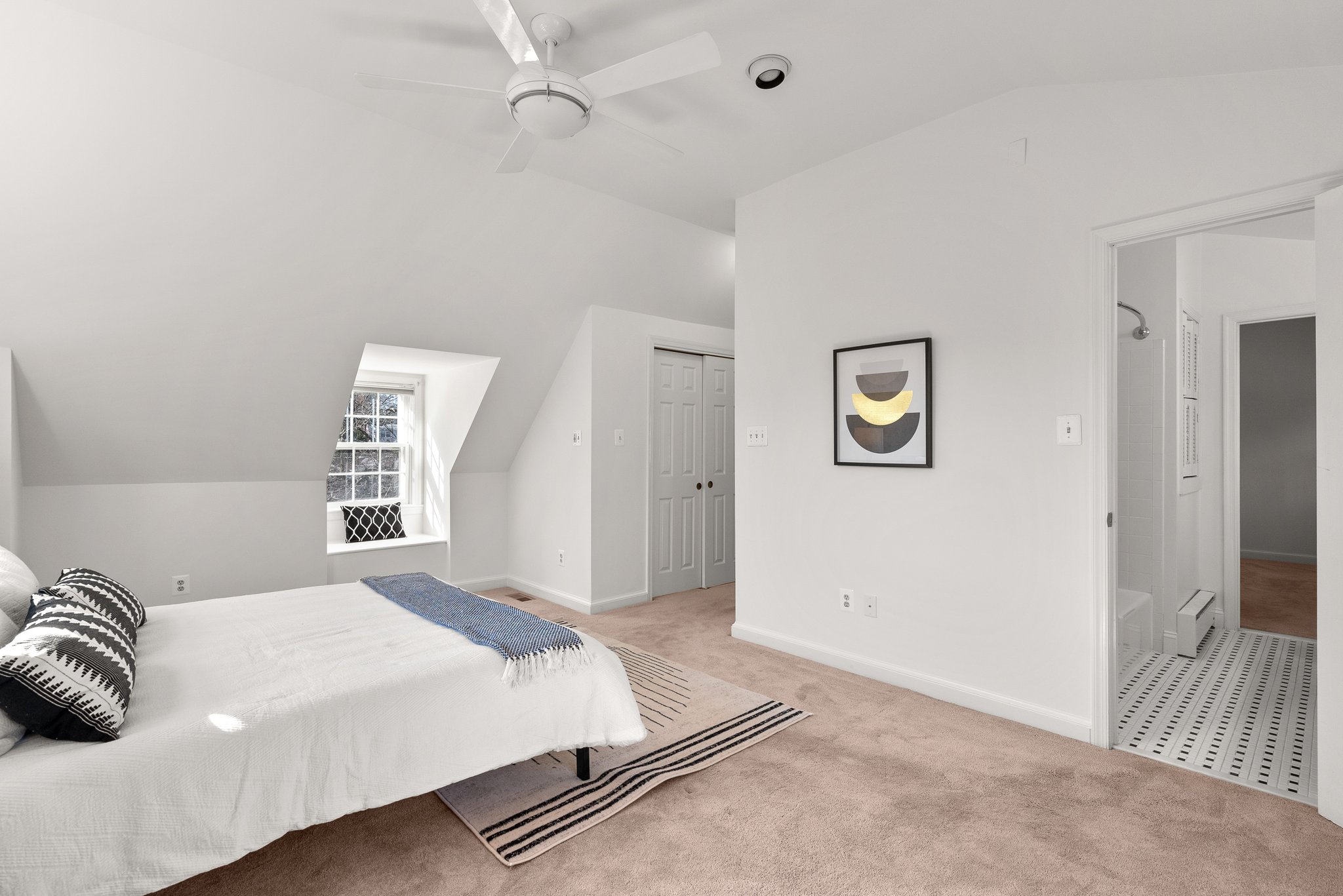 34. 10207 Cherry Tree Ln.jpg