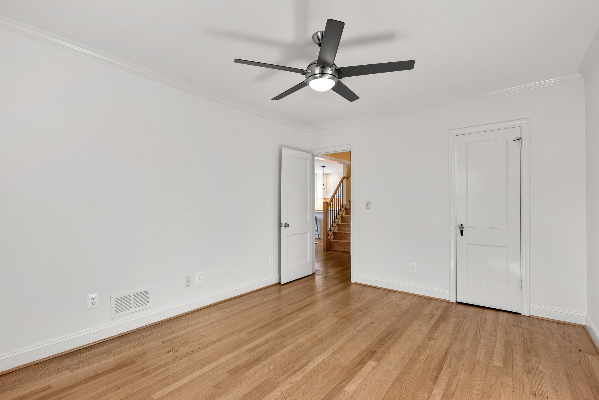 28. 10207 Cherry Tree Ln.jpg