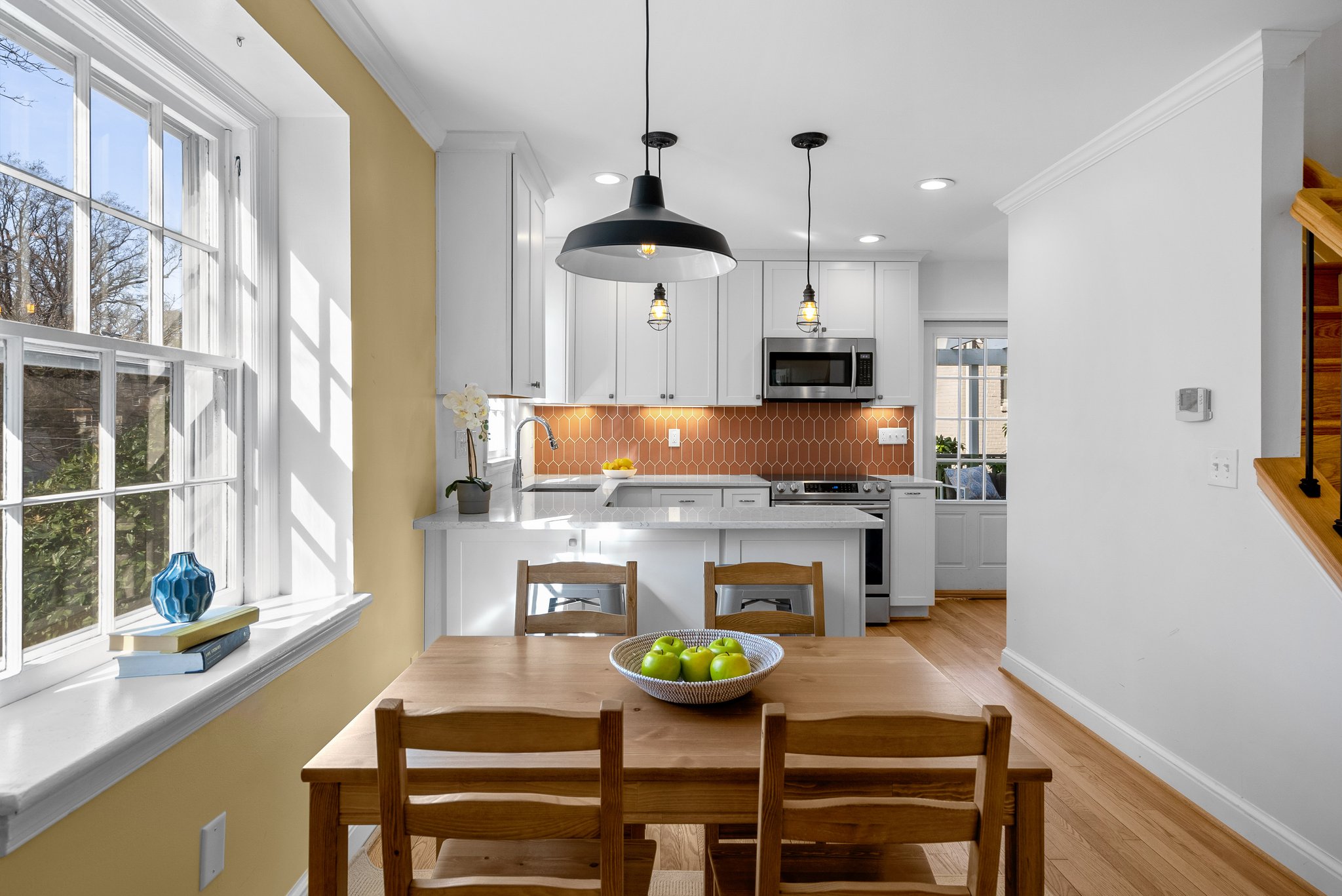 10. 10207 Cherry Tree Ln.jpg