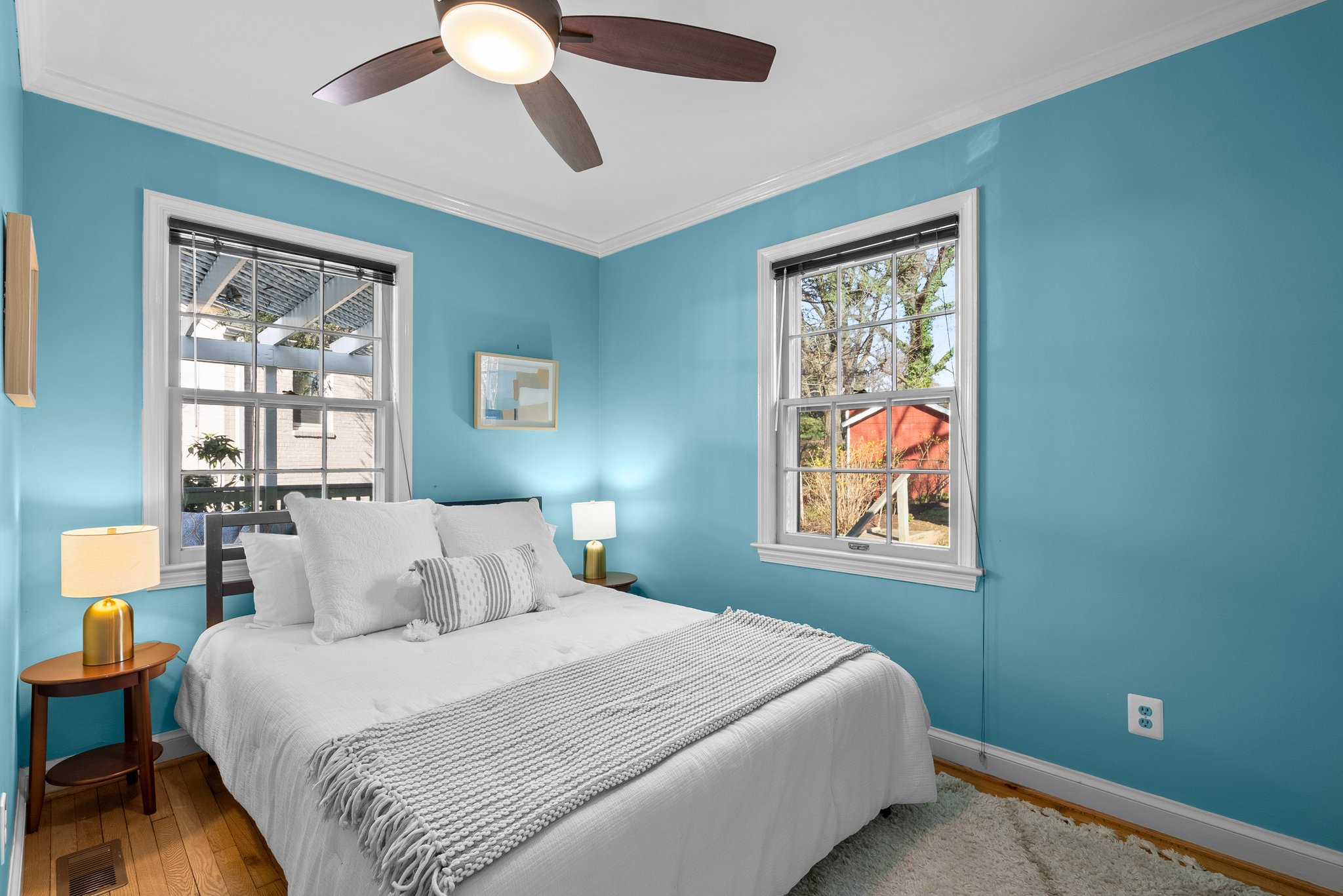 25. 10207 Cherry Tree Ln.jpg