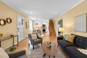 08. 10207 Cherry Tree Ln.jpg