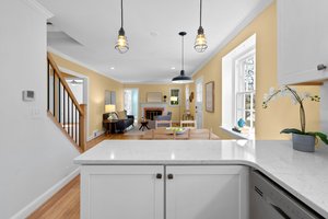 17. 10207 Cherry Tree Ln.jpg