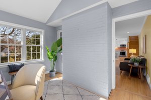 19. 10207 Cherry Tree Ln.jpg