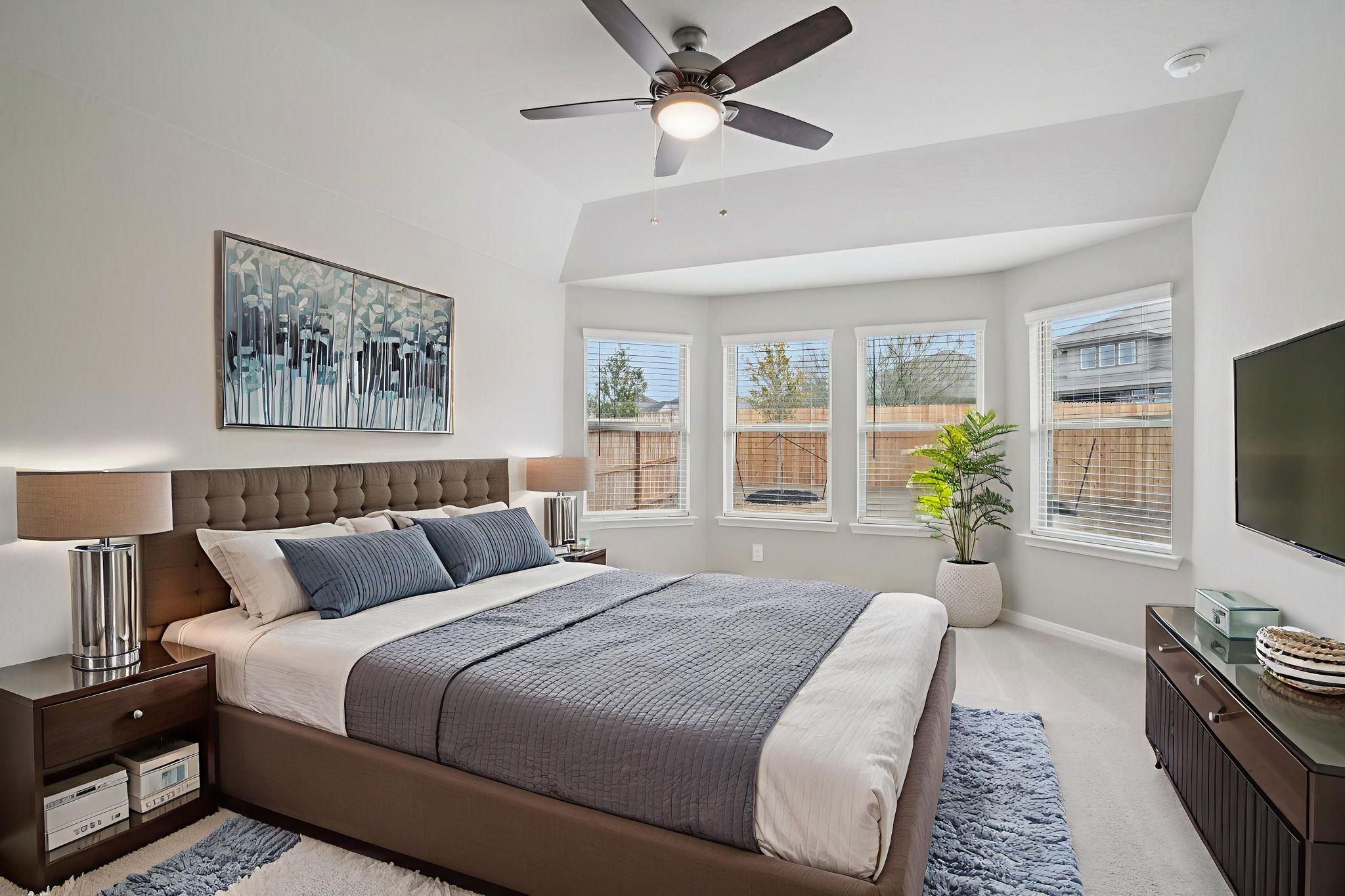 31-print-San Antonio - EAST - Royal Crest - 10208 King Robert San Antonio TX 78239 - 025 virtually staged