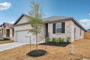 San Antonio - EAST - Royal Crest - 10208 King Robert San Antonio TX 78239 - 003