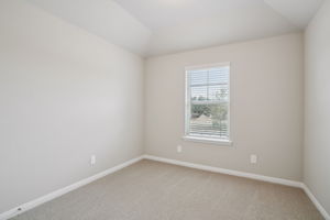 San Antonio - EAST - Royal Crest - 10208 King Robert San Antonio TX 78239 - 014