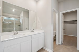San Antonio - EAST - Royal Crest - 10208 King Robert San Antonio TX 78239 - 028