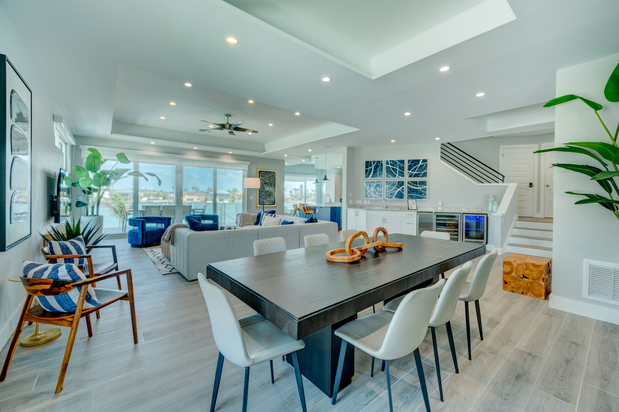 Dining Room3