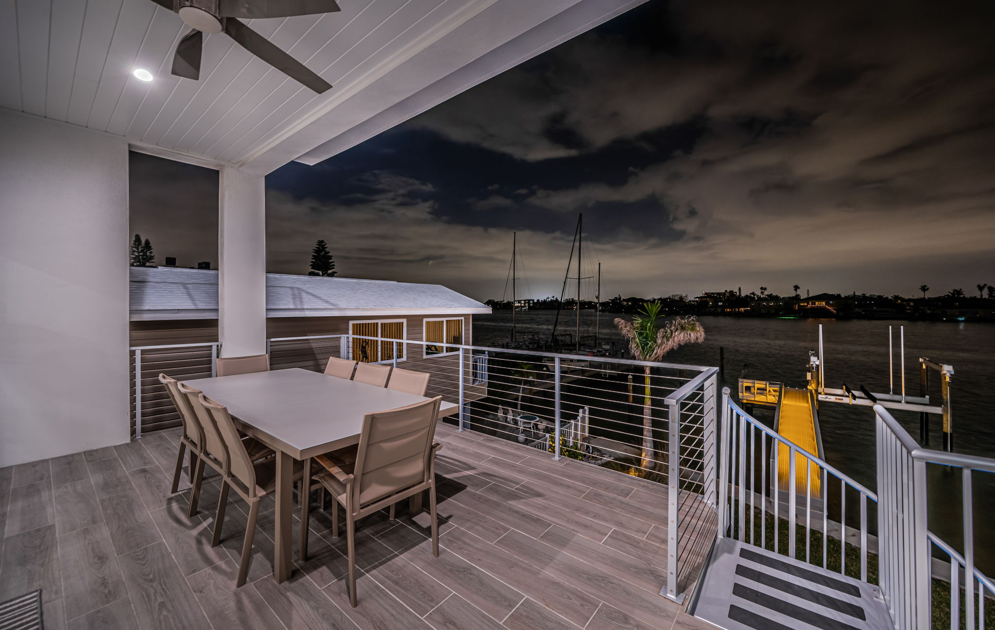Living Room Balcony21