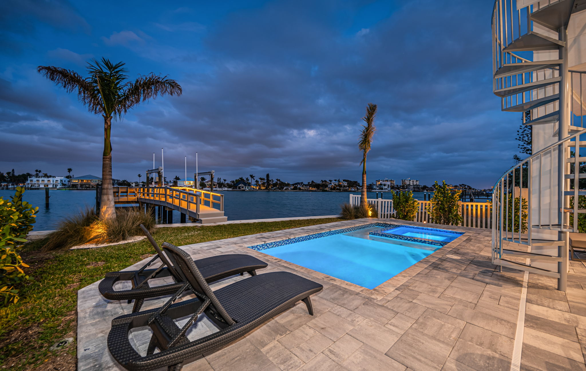 Patio and Pool20