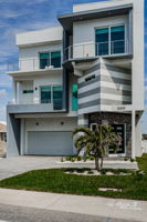 Front Exterior35-2