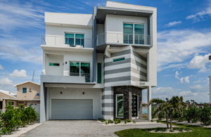 Front Exterior37