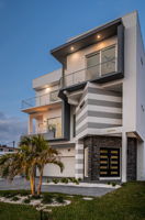 Front Exterior23