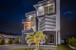 Front Exterior34