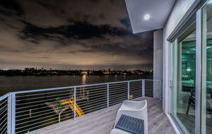 Upper Level Master Bedroom Balcony 20