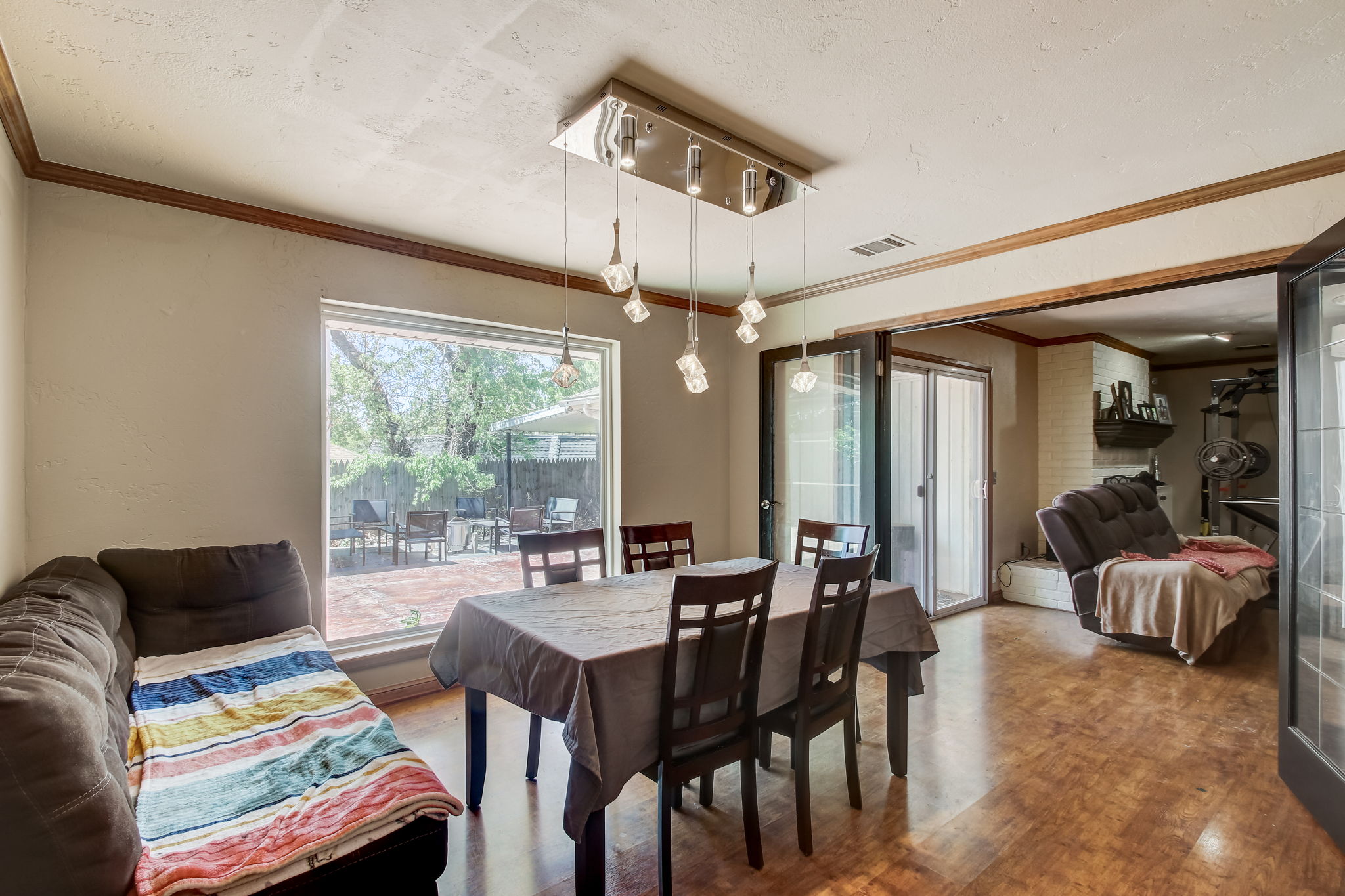 Island View Dr-009