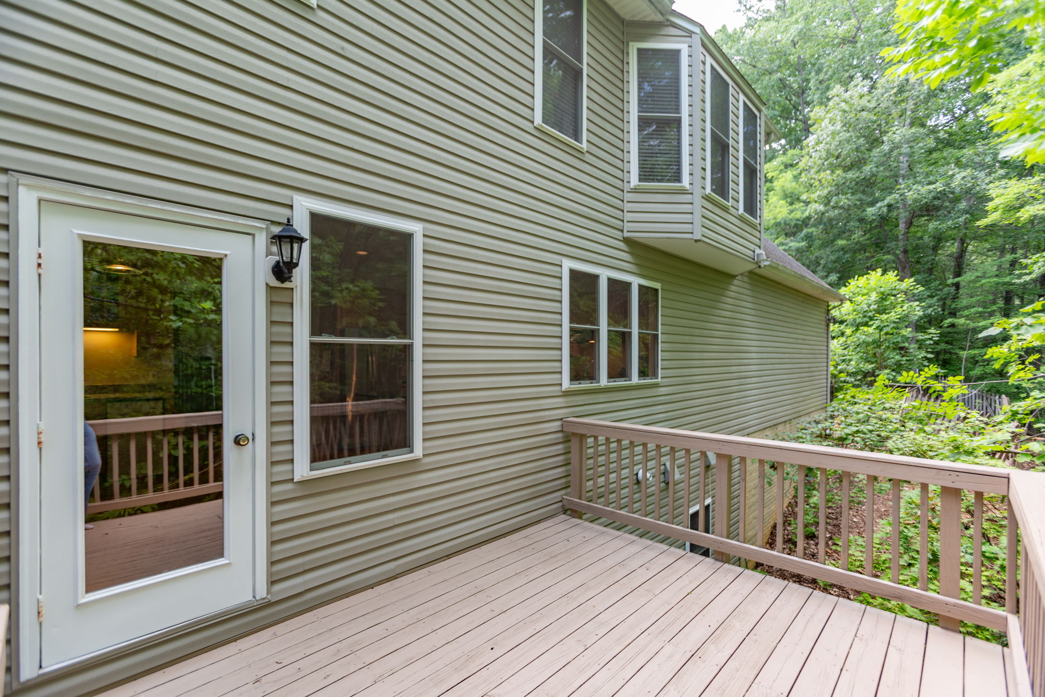 deck off kitchen