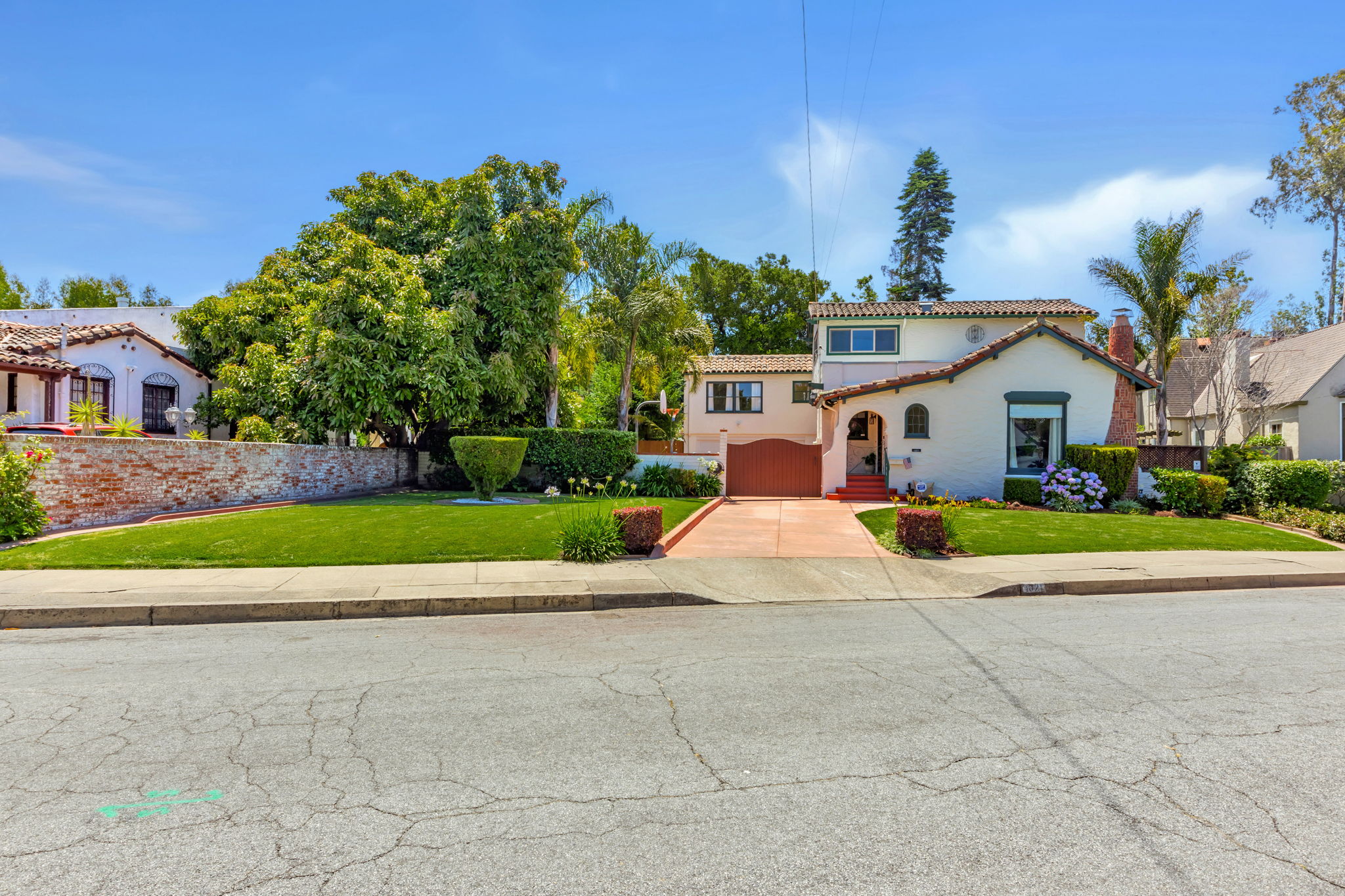 001_ 1021 Lee Ave 