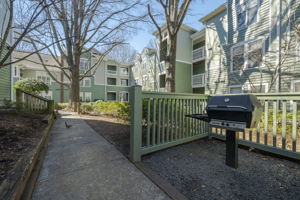 1021 Nicholwood Dr, Raleigh, NC 27605, USA Photo 1