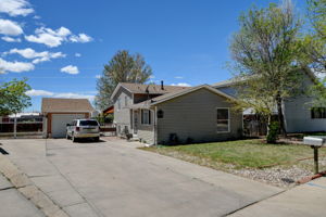  Photo 4
