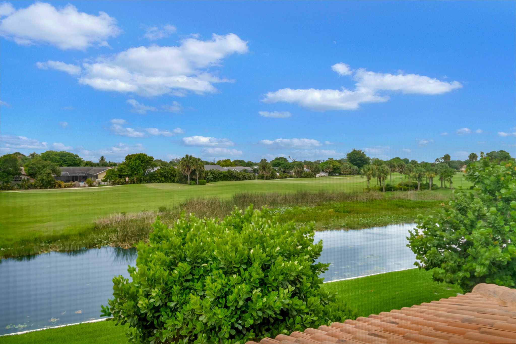 Golf & Water Views