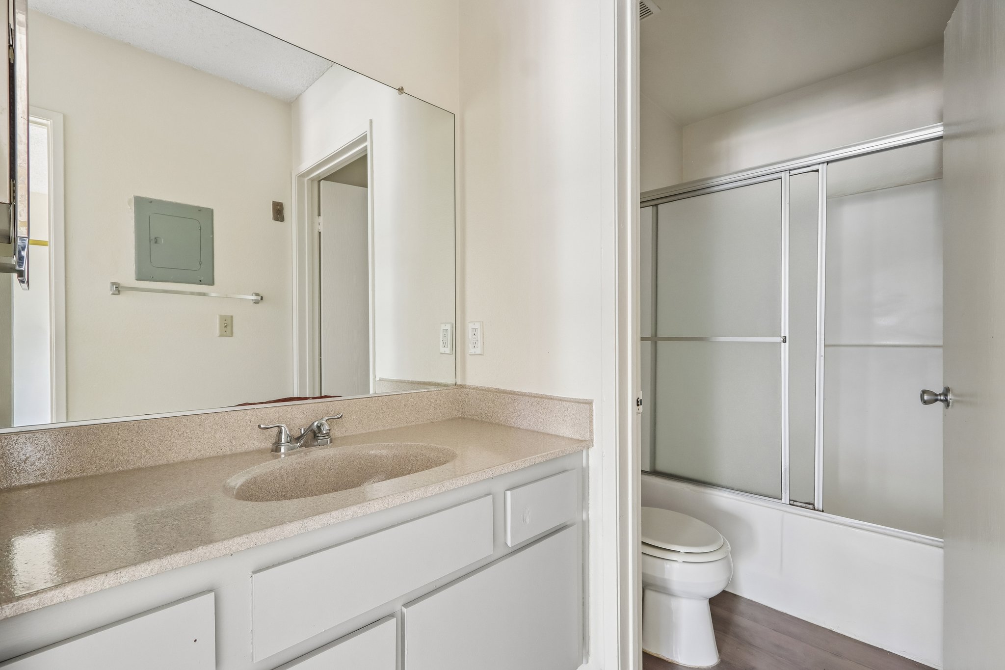 10210 Mountair Ave Unit 302-S2608-008.jpg