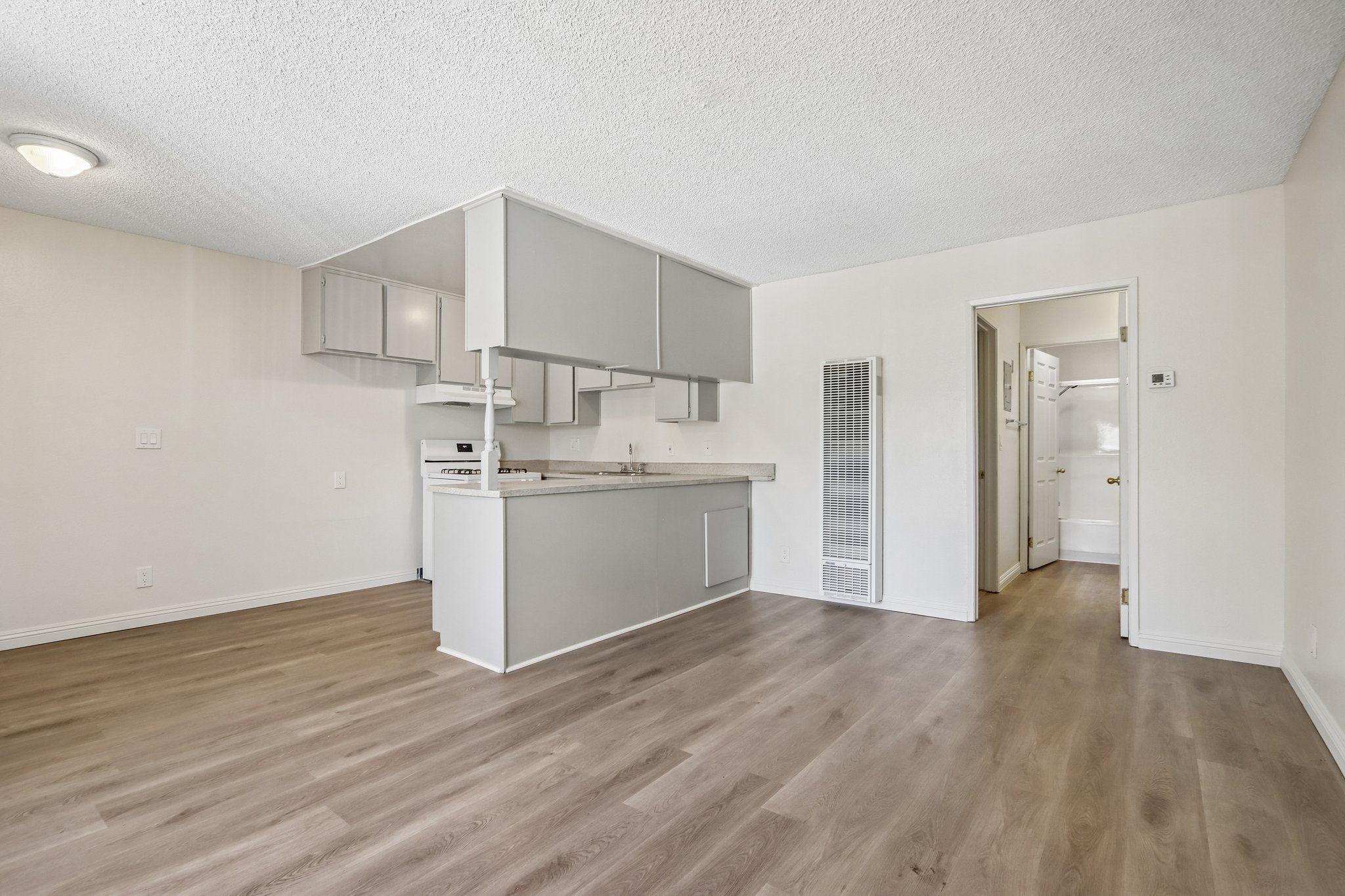 10210 Mountair Ave Unit 203-S2608-004.jpg