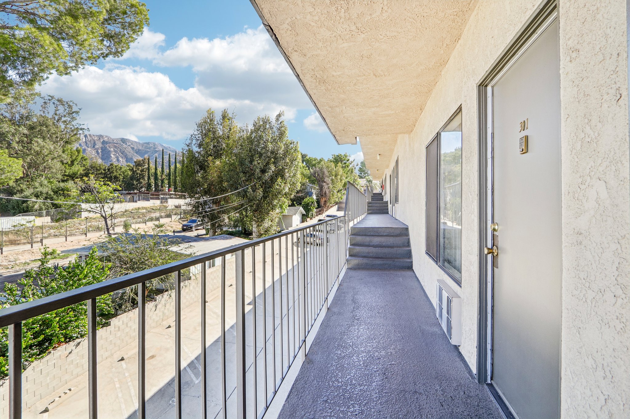 Mountair Ave-S2609-011.jpg