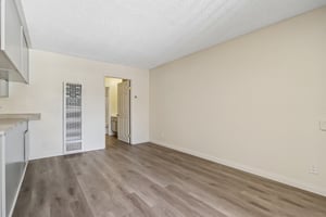 10210 Mountair Ave Unit 203-S2608-003.jpg