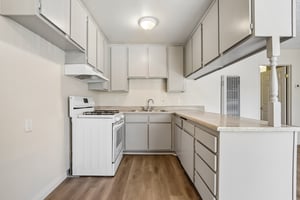 10210 Mountair Ave Unit 203-S2608-007.jpg