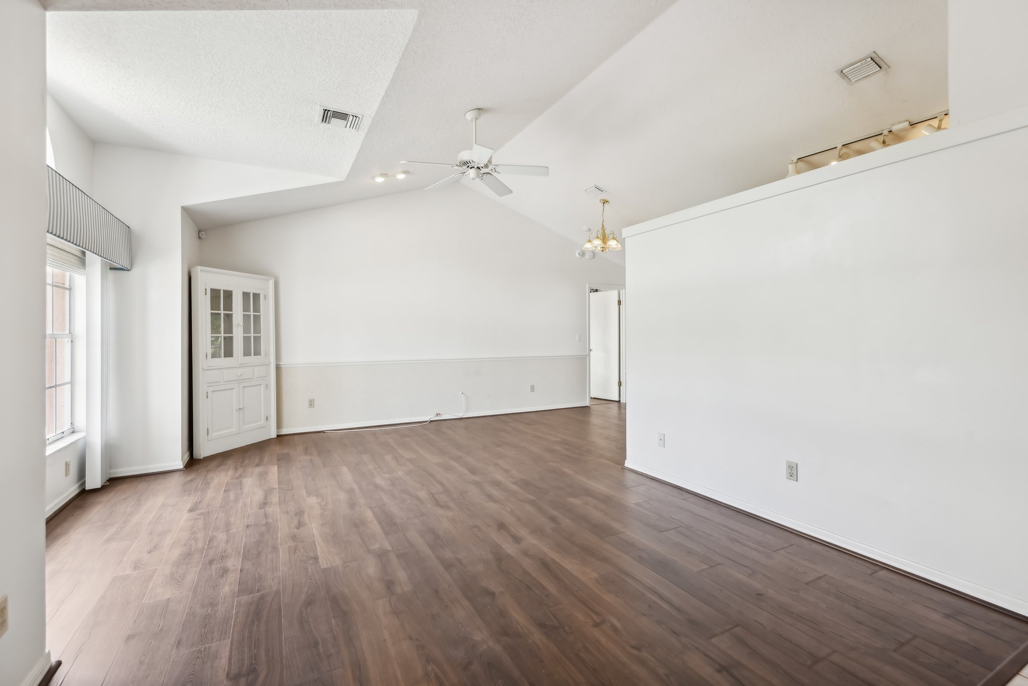 Silver Bluff Dr-29032025-025.jpg