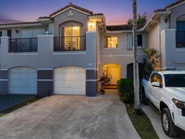 10210 SW 154th Pl 111 8, Miami, FL 33196, USA Photo 1