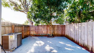 10210 SW 154th Pl 111 8, Miami, FL 33196, USA Photo 21
