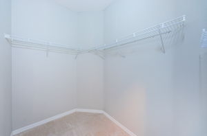 Master Bedroom Walk-in Closet2