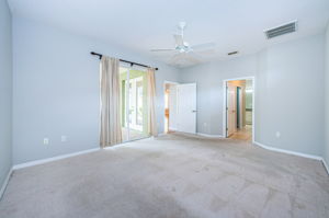 Master Bedroom1b-3