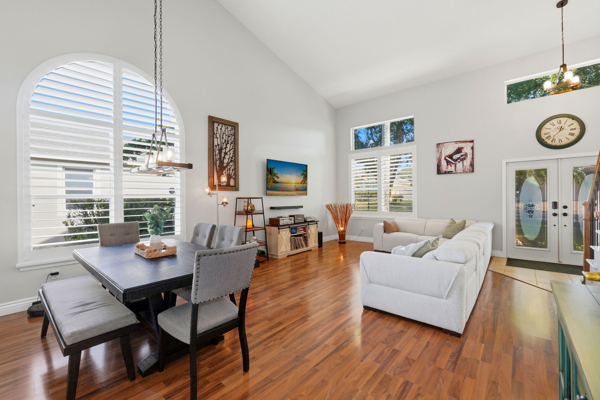 Foyer/Dining/Living Room