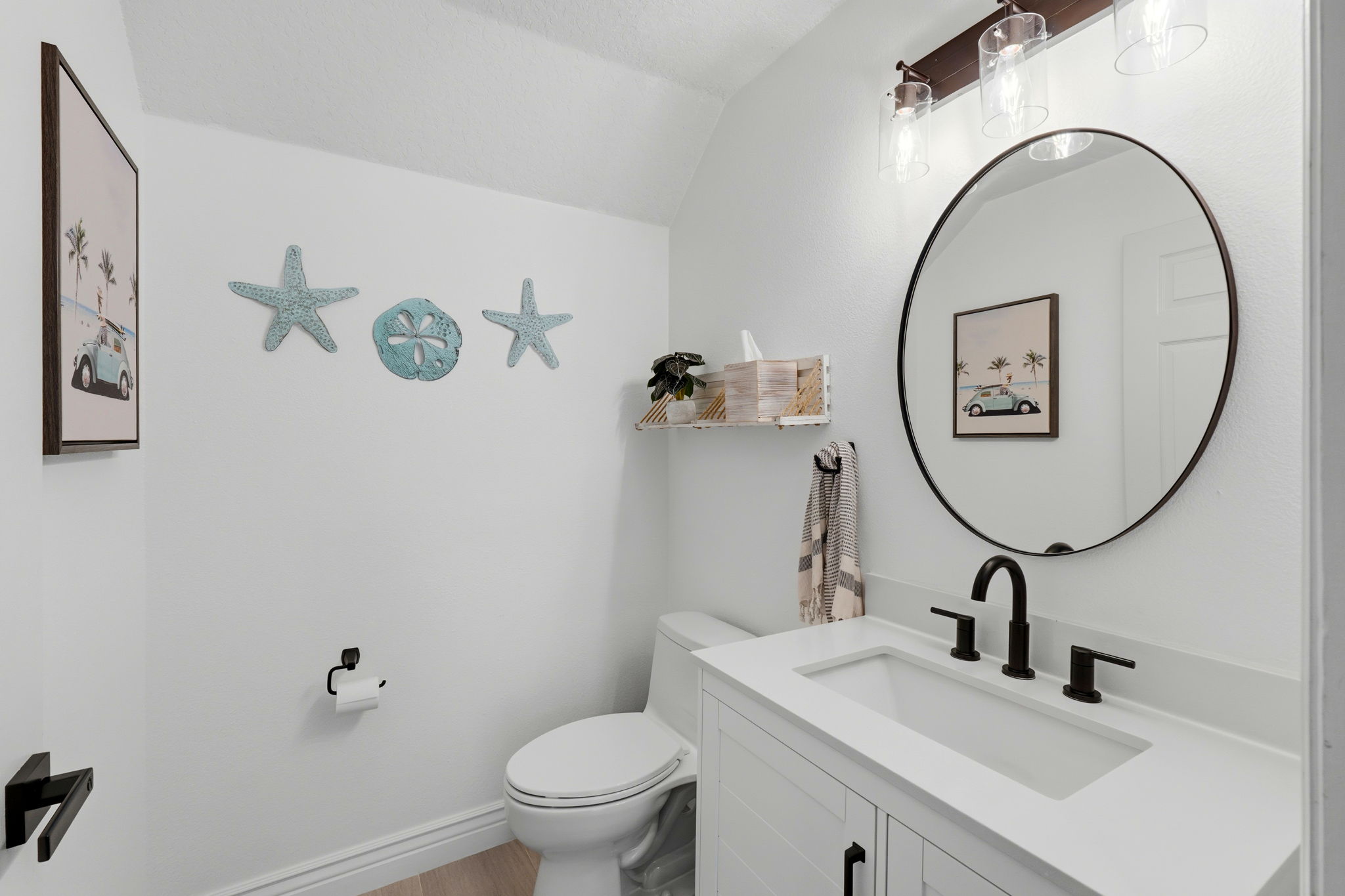 Half-Bathroom - 1st Floor