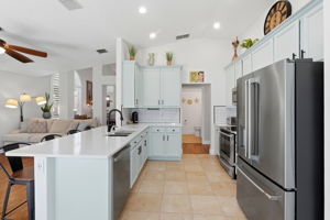 Quartz Counter-Tops, Stainless Steel Appliances