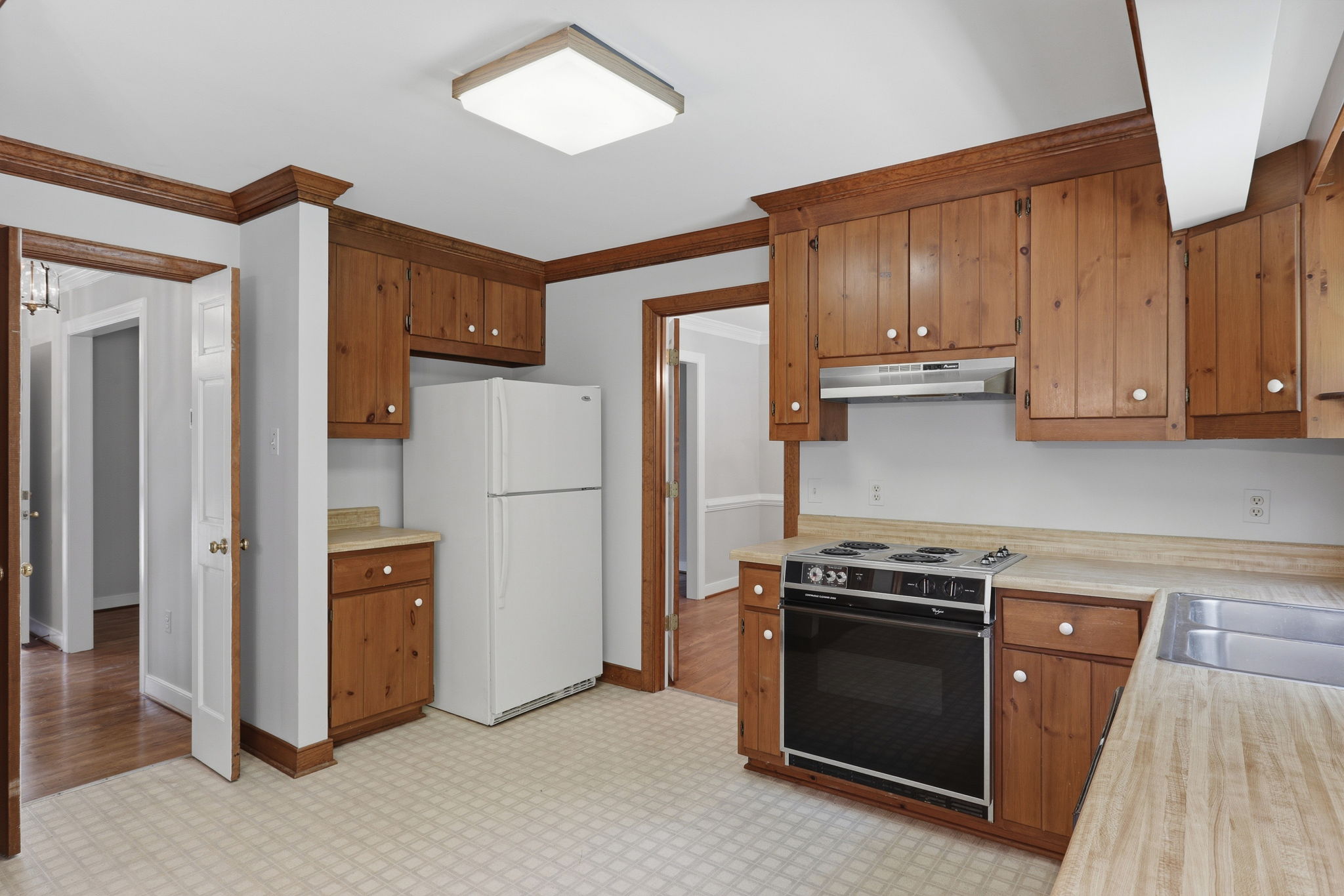 13-Kitchen