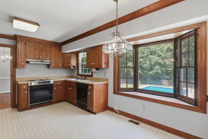 11-Kitchen