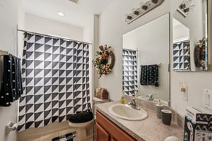 35th St-S2109-023.jpg