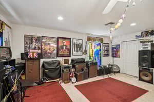 35th St-S2109-028.jpg