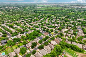 Anahuac Trail-S2404-064.jpg